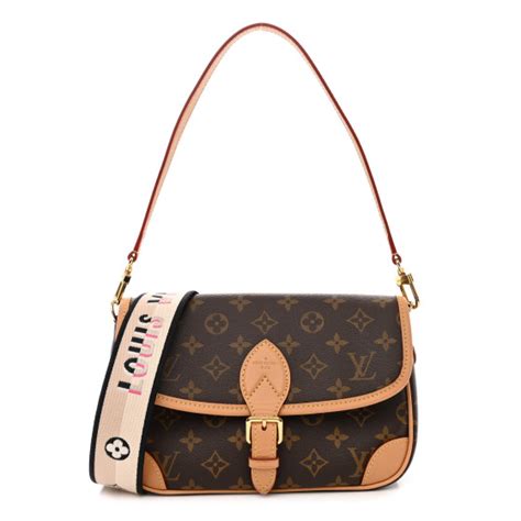 monogram schal louis vuitton|louis vuitton monogram diane black.